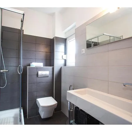 Olive Tree アパート